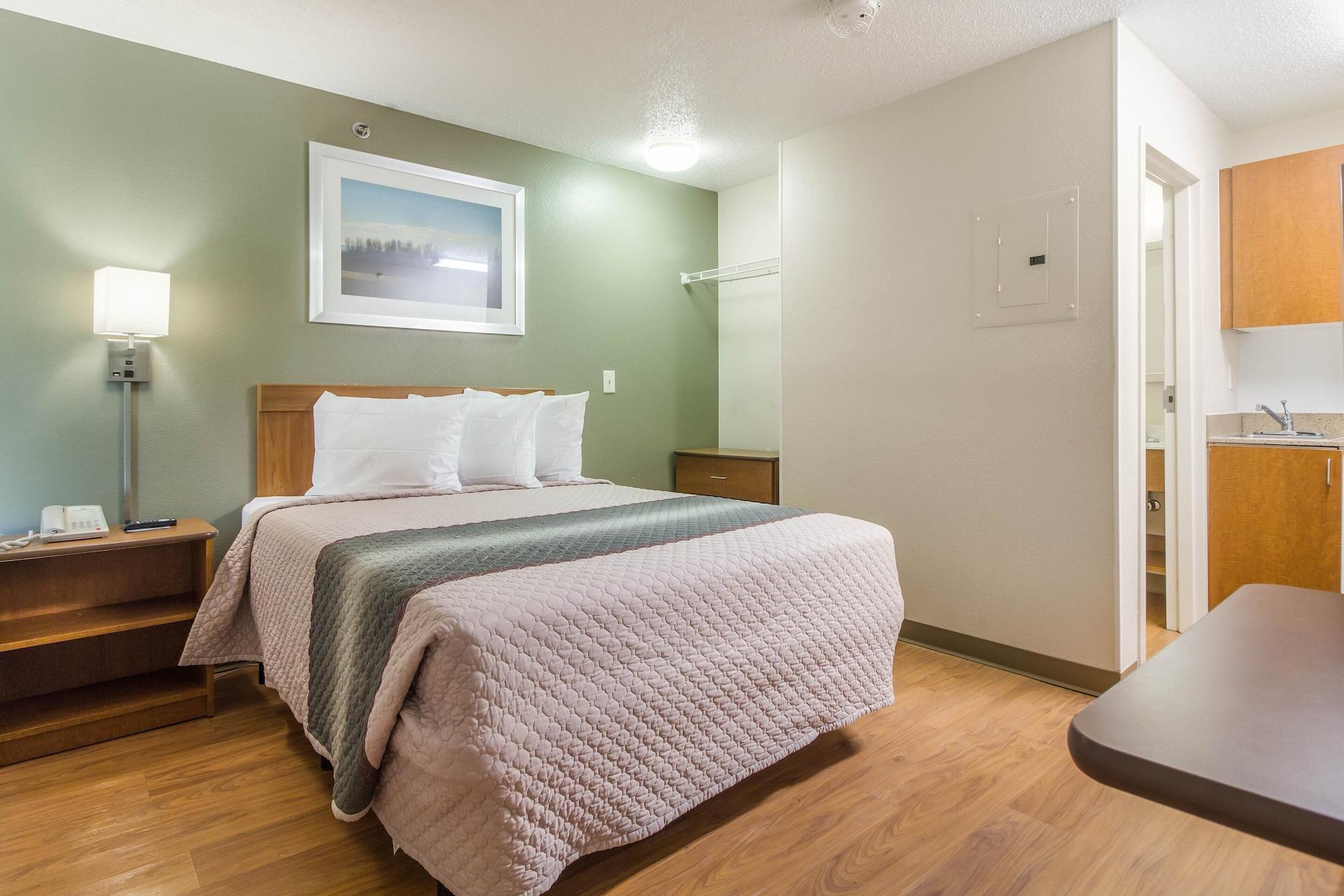 Hometowne Studios By Red Roof Houston - Northwest Esterno foto